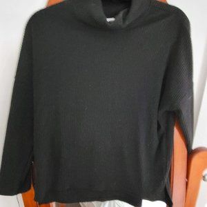 Old Navy 1/3 Sleeve ribbed shirt